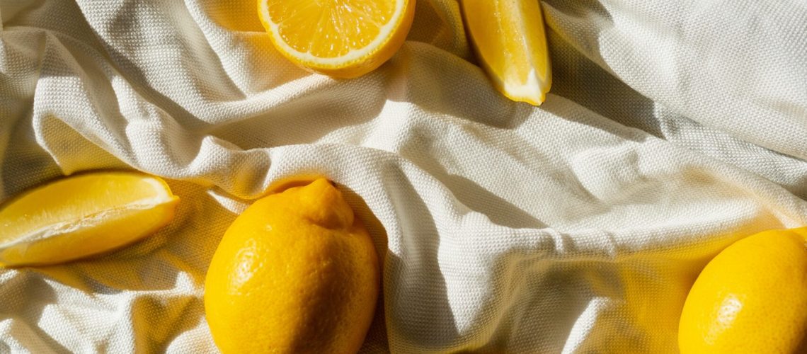 photo de citron sur un drap